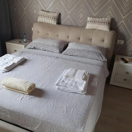 Apartment Smart's Luxury Airport
